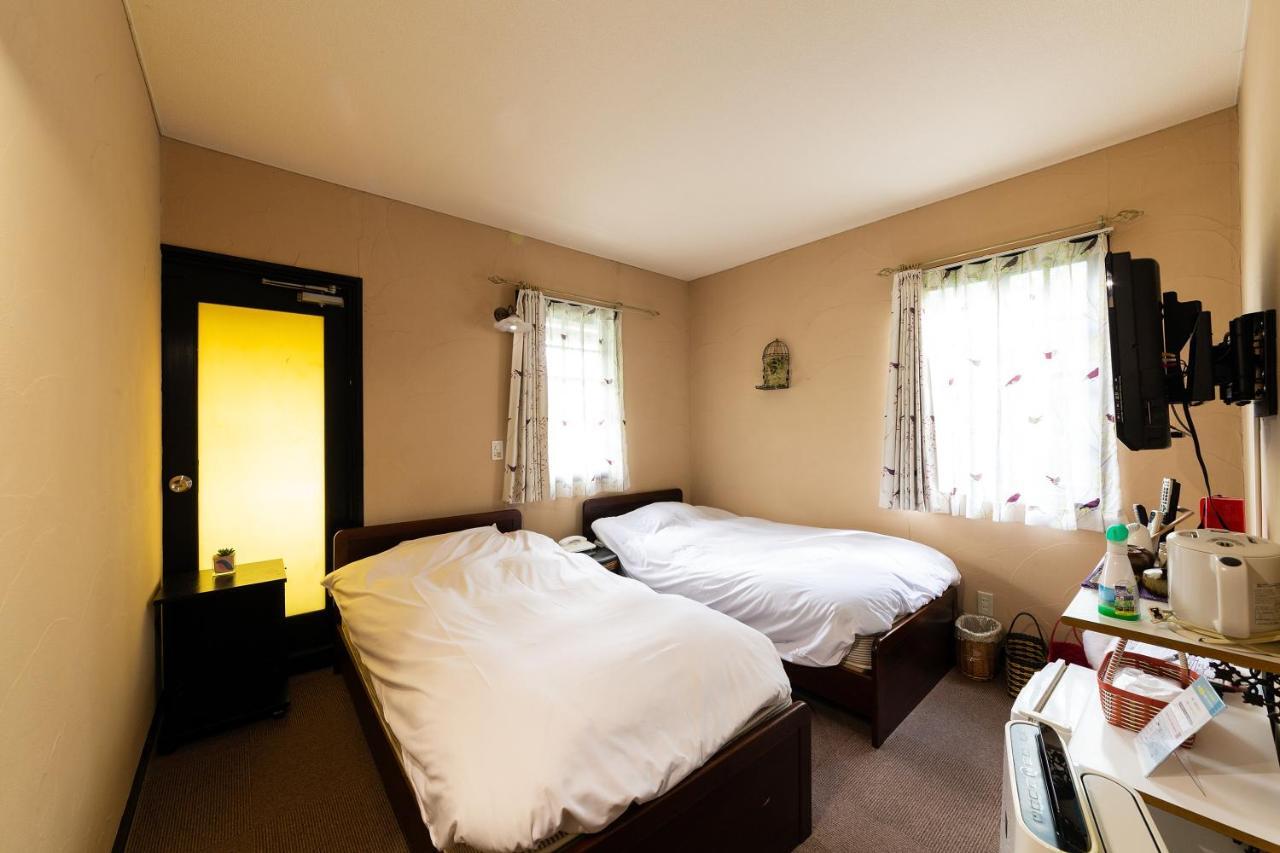 Yufu No Mori Kotori No Tayori Hotel Buitenkant foto